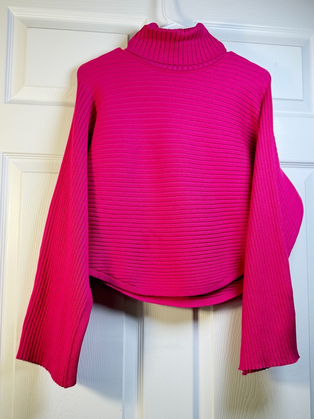 Pink Rose Bright Fuchsia Ribbed Sweater Size Medium